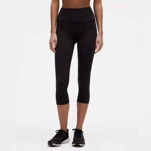 NWT Lululemon Wunder Under High Rise Crop Tight 6, Luon Fabric 21” inseam